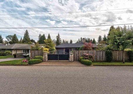 Beautiful 3 BR house in Edgemont, North Vancouver