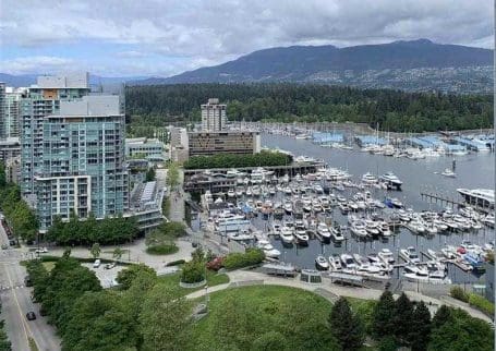 Luxury Furnished 2 BR 2 Bath water front condo in Coal Harbour